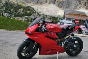 Ducati 959 panigale RED
