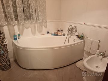 vasca da bagno angolare