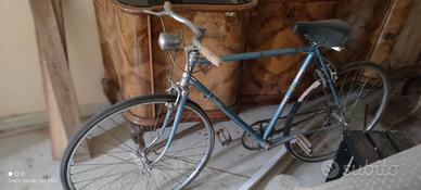 Bicicletta vintage Bianchi 1970 con Campagnolo 4