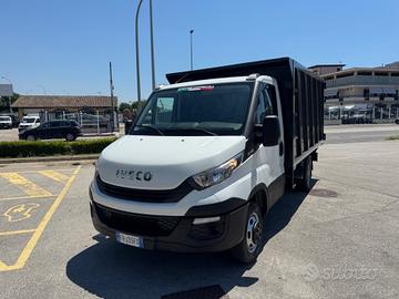 Iveco daily 35-150 trasporto materiale ferroso eur