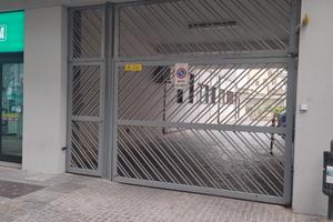 2 Box Auto - Lecce, zona Piazza Mazzini