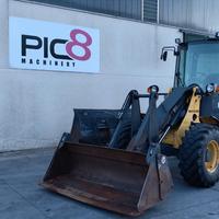 Pala gommata New Holland W80TC