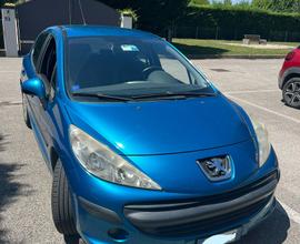Peugeout 207