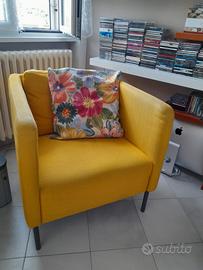 poltrona Ikea Ekero gialla