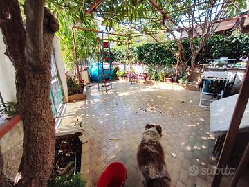 appartamento con giardino indipendente 