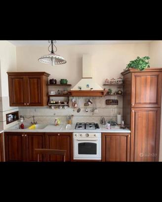 Cucina componibile in legno noce completa