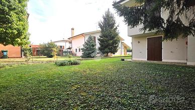 VILLA SINGOLA A CURTATONE