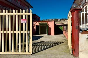 Locale uso ufficio/deposito 100mq interni+100 eter