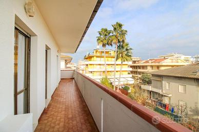 3 LOCALI A ALBA ADRIATICA