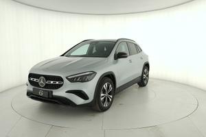 MERCEDES-BENZ GLA 200 d