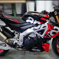 Aprilia tuono v4 factory /Trattabili/