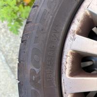 Gomme Toyo con cerchi in lega