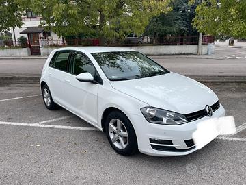 VW Golf 1.2 benzina Neopatentati