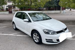 VW Golf 1.2 benzina Neopatentati