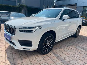 Volvo XC 90 XC90 B5 (d) AWD Geartronic Momentum Pr