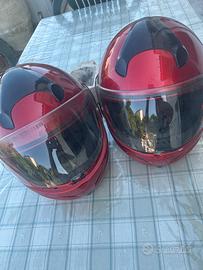 2 caschi