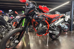 SWM SM 125 R motard
