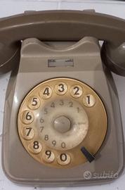 Telefono vintage analogico