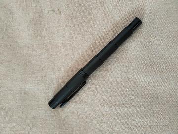 penna Mont Blanc nera - leggi