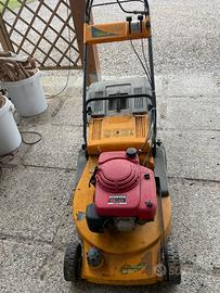 Tagliaerba con motore honda
