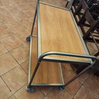 Carrello porta piatti