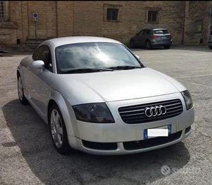 Audi TT prima serie, una bomboniera