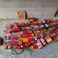 Lotto fanali posteriori completi auto epoca