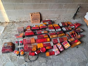 Lotto fanali posteriori completi auto epoca