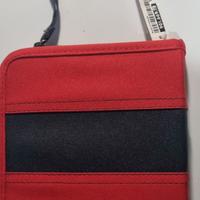 Porta CD - DVD di colore rosso