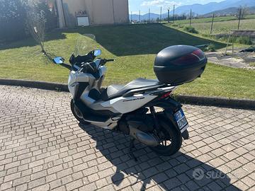 HONDA FORZA 300    +++SEMPRE RIMESATO IN GARAGE+++