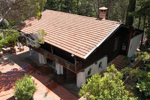 Villa unifamiliare con terreno 1400 mq. in collina