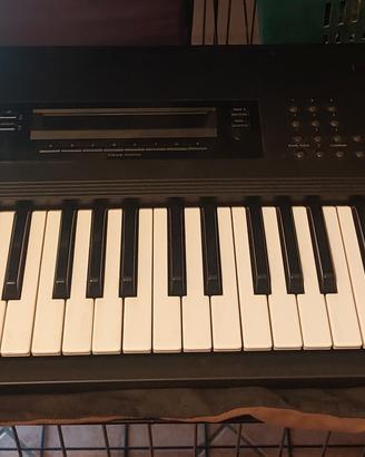 sintetizzatore Korg M1