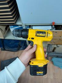 Avvitatore dewalt dw007