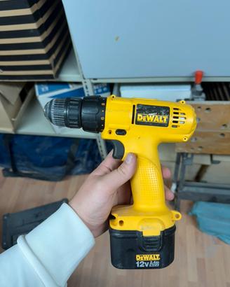 Avvitatore dewalt dw007