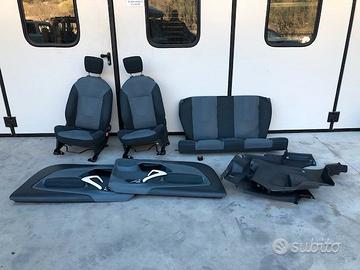 Sedili grigi Ford Ka 2010 3 porte