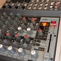 Mixer Behringer 1202 USB