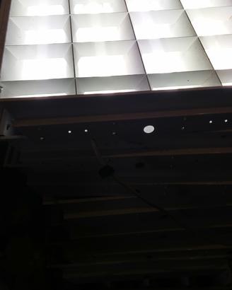2 plafoniere 60 x 60 cm con tubi led nuovi