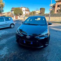 Toyota Yaris Hybrid -Ibrida