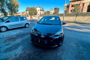 Toyota Yaris Hybrid -Ibrida