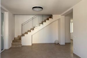 7 locali ristrutturati terrazzo Via Montevergini