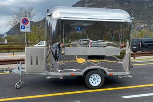 Street food trailer simil airstream