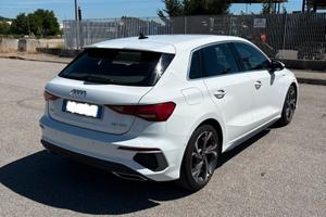Audi A3 sportback s-line 30 TDI 116 CV