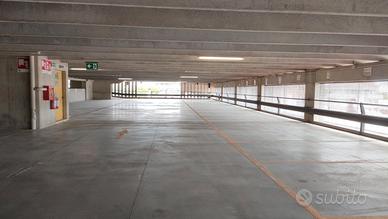 Posto auto in parcheggio multipiano