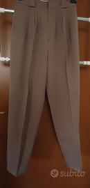 Pantaloni vari nuovi