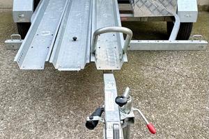Carrello appendice porta moto con cassone