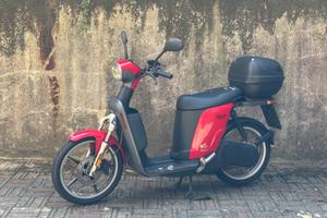 Askoll es3 scooter elettrico