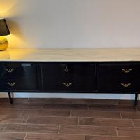 Mobile con due comodini