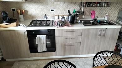 Cucina completa usata – 400€ trattabili
