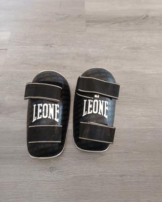 Attrezzature per kick boxing