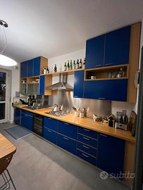 Cucina completa anche di elettrodomestici